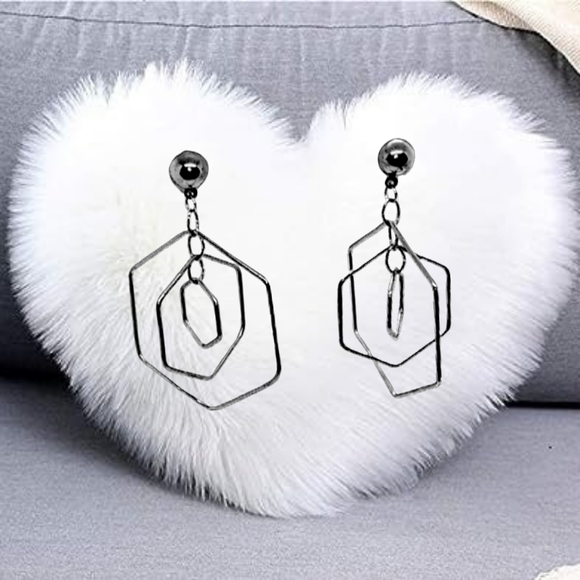 .Geometric Shape Silver Earrings - Picture 3 of 3